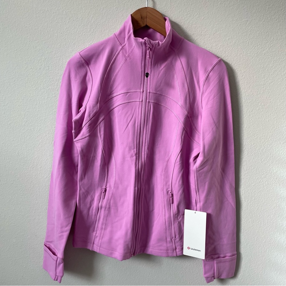 NWT Lululemon Define Jacket *Luon Dahlia Mauve Size 6